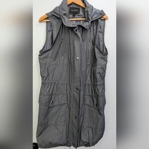 Banana Republic Gray Anorak Style Sleeveless Hooded Jacket